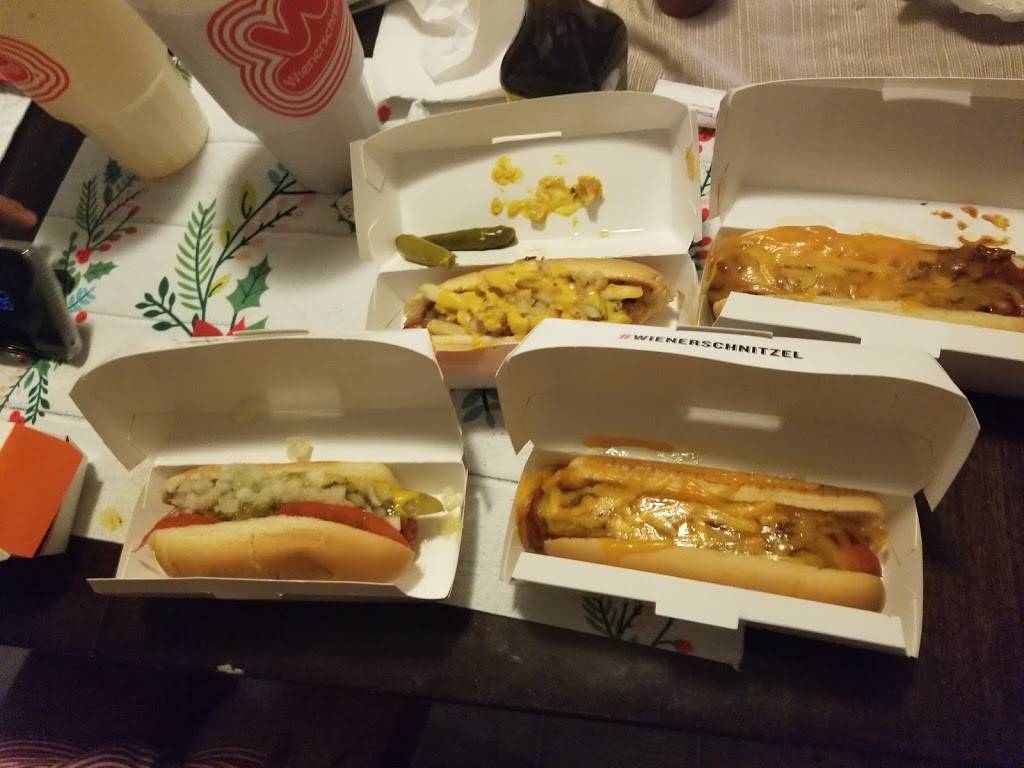 Wienerschnitzel | restaurant | 3342 McHenry Ave, Modesto, CA 95350, USA | 2095296936 OR +1 209-529-6936