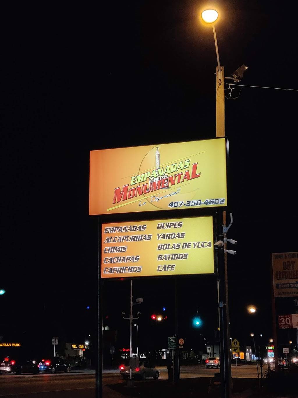 Empanadas monumental | restaurant | 3404 W Vine St, Kissimmee, FL 34741, USA | 4073504602 OR +1 407-350-4602