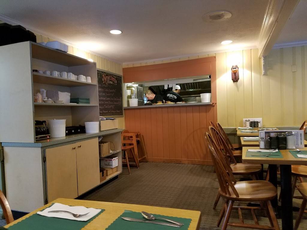 Newcomb Farms Family Restaurant | restaurant | 1139 Randolph Ave, Milton, MA 02186, USA | 6176989547 OR +1 617-698-9547