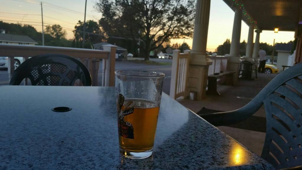 Leather Corner Post Hotel | restaurant | 6855 Horseshoe Rd, Orefield, PA 18069, USA | 6103951782 OR +1 610-395-1782