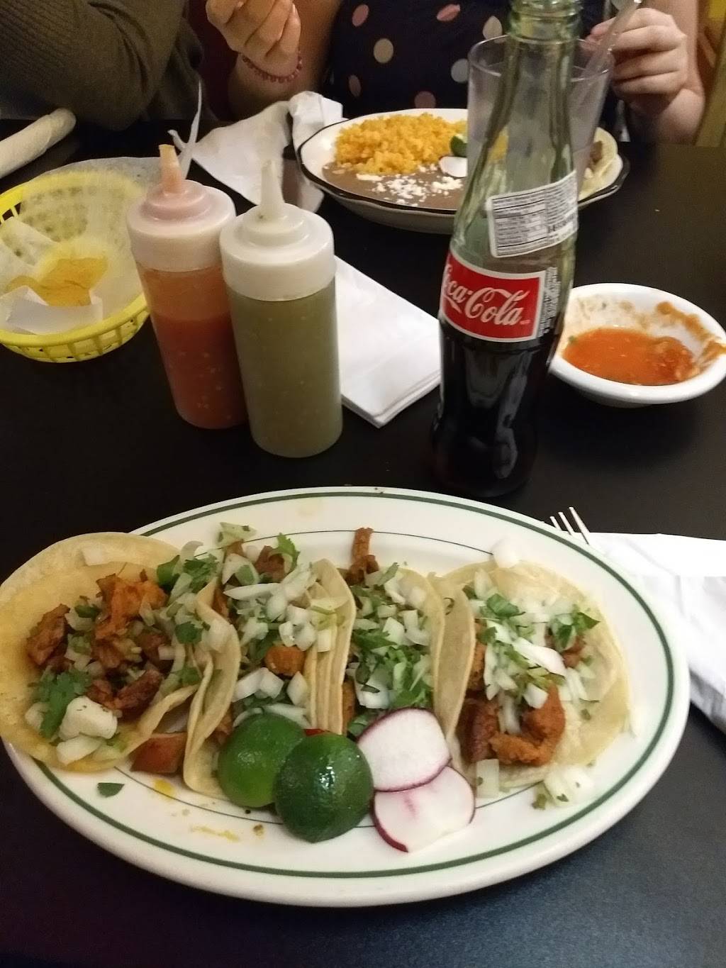La Mexicana | restaurant | 1759 State St, Schenectady, NY 12304, USA | 5183461700 OR +1 518-346-1700