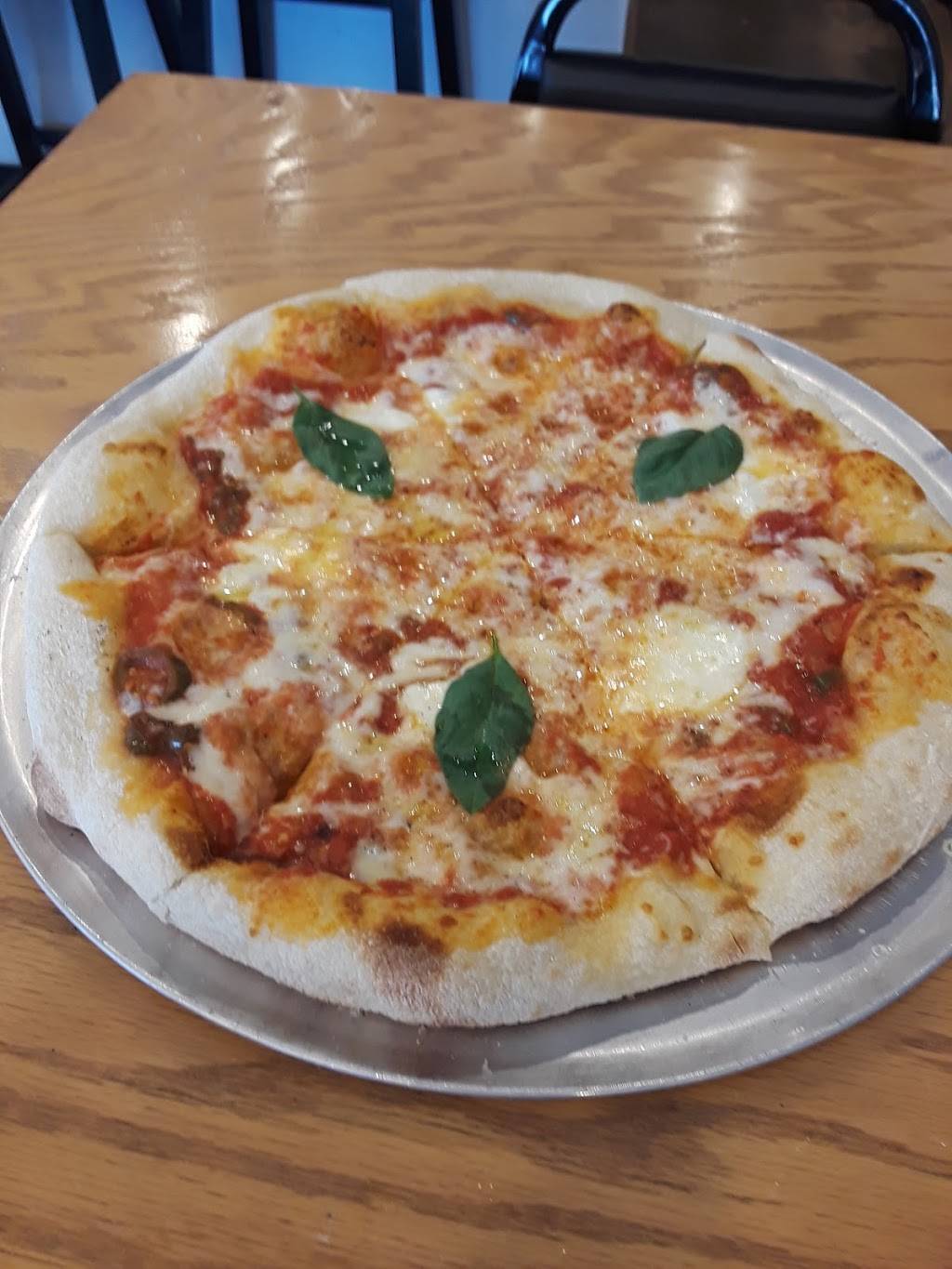 HonDough Pizza Company | restaurant | 1214 18th St, Hondo, TX 78861, USA | 8304260855 OR +1 830-426-0855