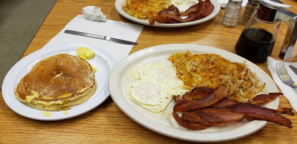 Sammys Sandwich Shop | restaurant | 4921 Messer Airport Hwy, Birmingham, AL 35212, USA | 2055911462 OR +1 205-591-1462