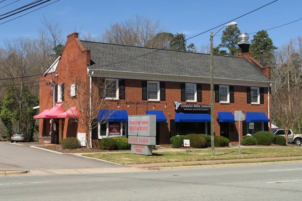 Tandoor Indian Restaurant | restaurant | 1301 E Franklin St # 100, Chapel Hill, NC 27514, USA | 9199676622 OR +1 919-967-6622