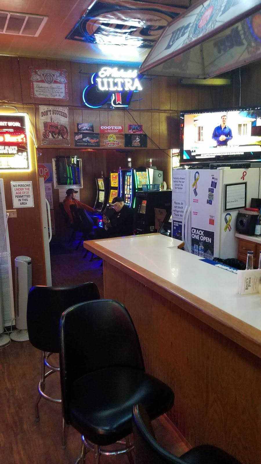 BERTS PLACE MILFORD INC. | restaurant | 106 E Jones St, Milford, IL 60953, USA | 8158899902 OR +1 815-889-9902