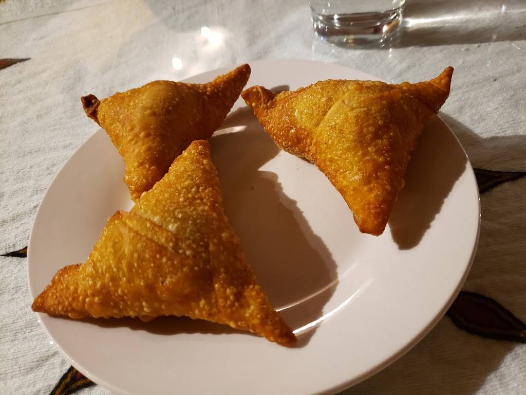 Alem Ethiopian Village | restaurant | 307 E Wisconsin Ave, Milwaukee, WI 53202, USA | 4142245324 OR +1 414-224-5324