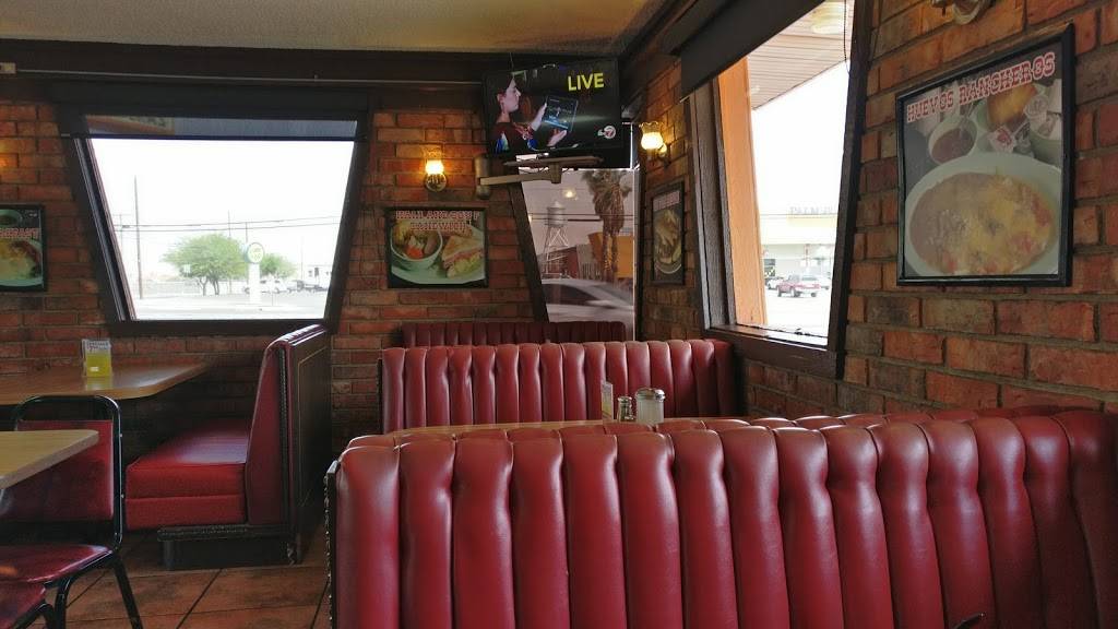 Tejas Cafe | restaurant | 9757 Dyer St, El Paso, TX 79924, USA | 9157551220 OR +1 915-755-1220