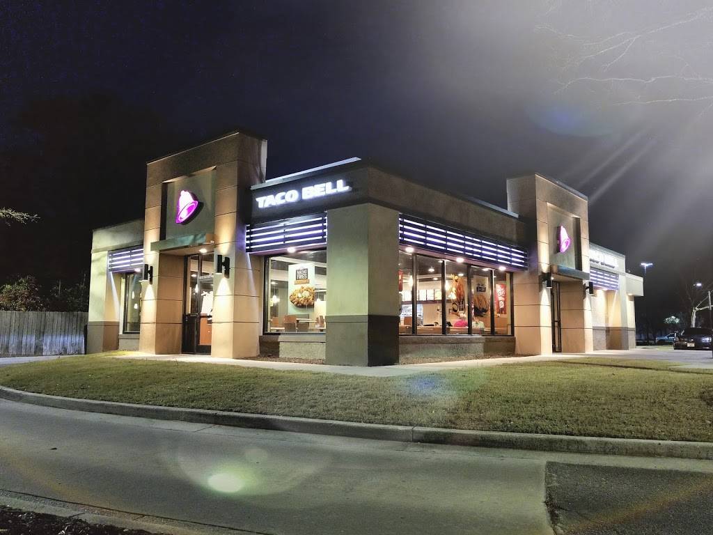 Taco Bell | meal takeaway | 858 Folly Rd, Charleston, SC 29412, USA | 8437620884 OR +1 843-762-0884