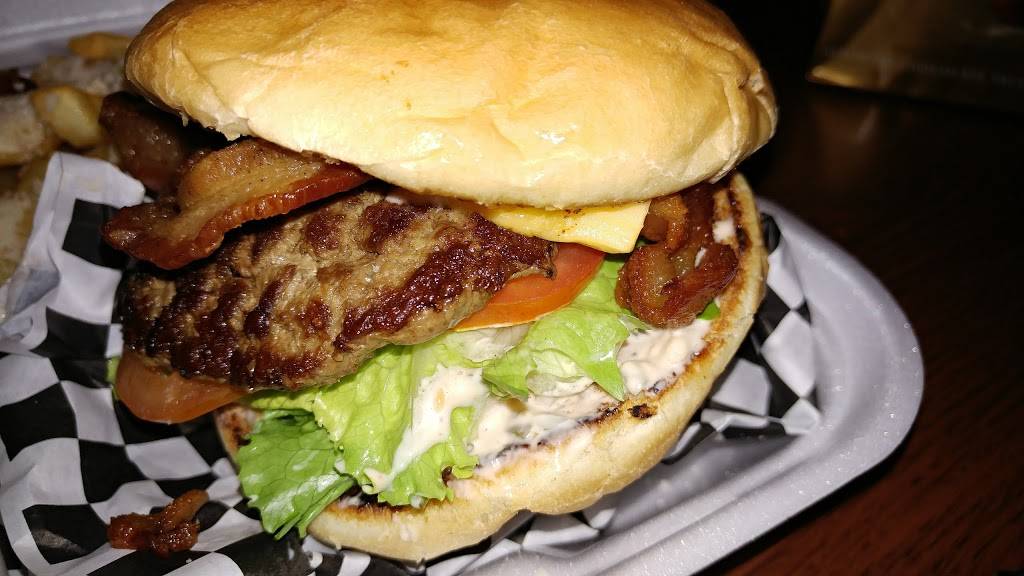 Little Js Pittsburg | restaurant | 3350 Loveridge Rd, Pittsburg, CA 94565, USA | 9254327648 OR +1 925-432-7648