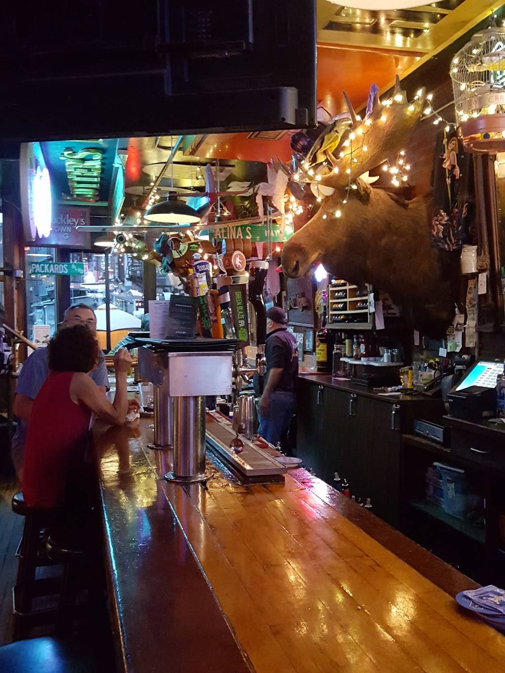 Packards | restaurant | 14 Masonic St, Northampton, MA 01060, USA | 4135845957 OR +1 413-584-5957