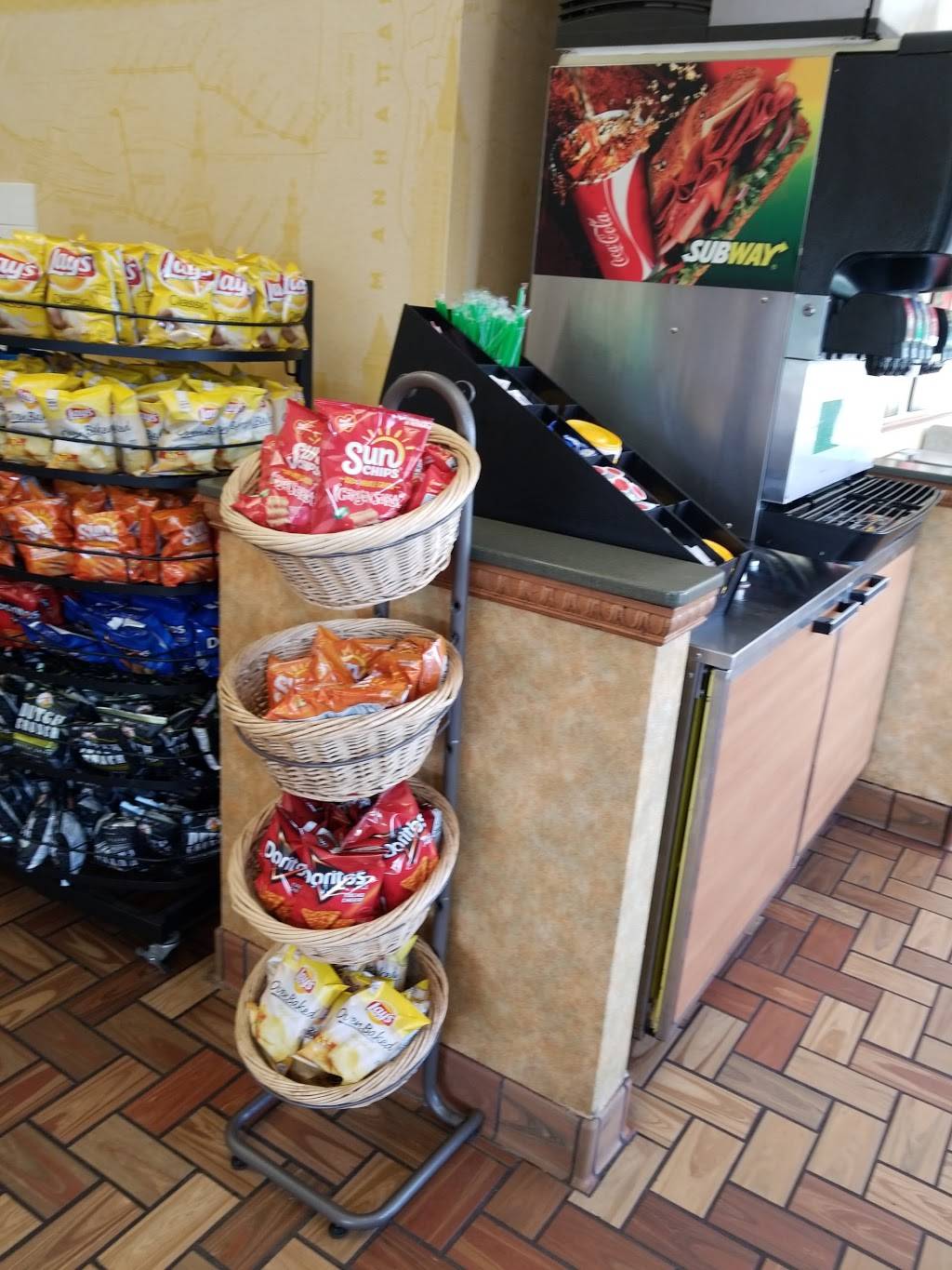 Subway | restaurant | 5655 147th St N, Hugo, MN 55038, USA | 6514297607 OR +1 651-429-7607