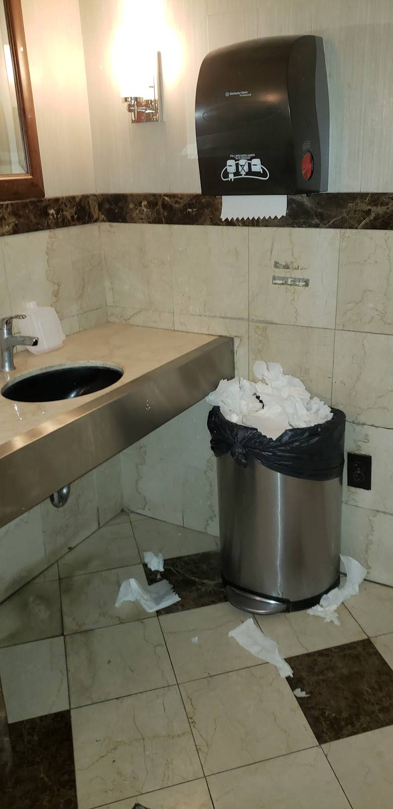 Piazza Di Giorgio | restaurant | 160 N Gulph Rd, King of Prussia, PA 19406, USA | 6103540604 OR +1 610-354-0604