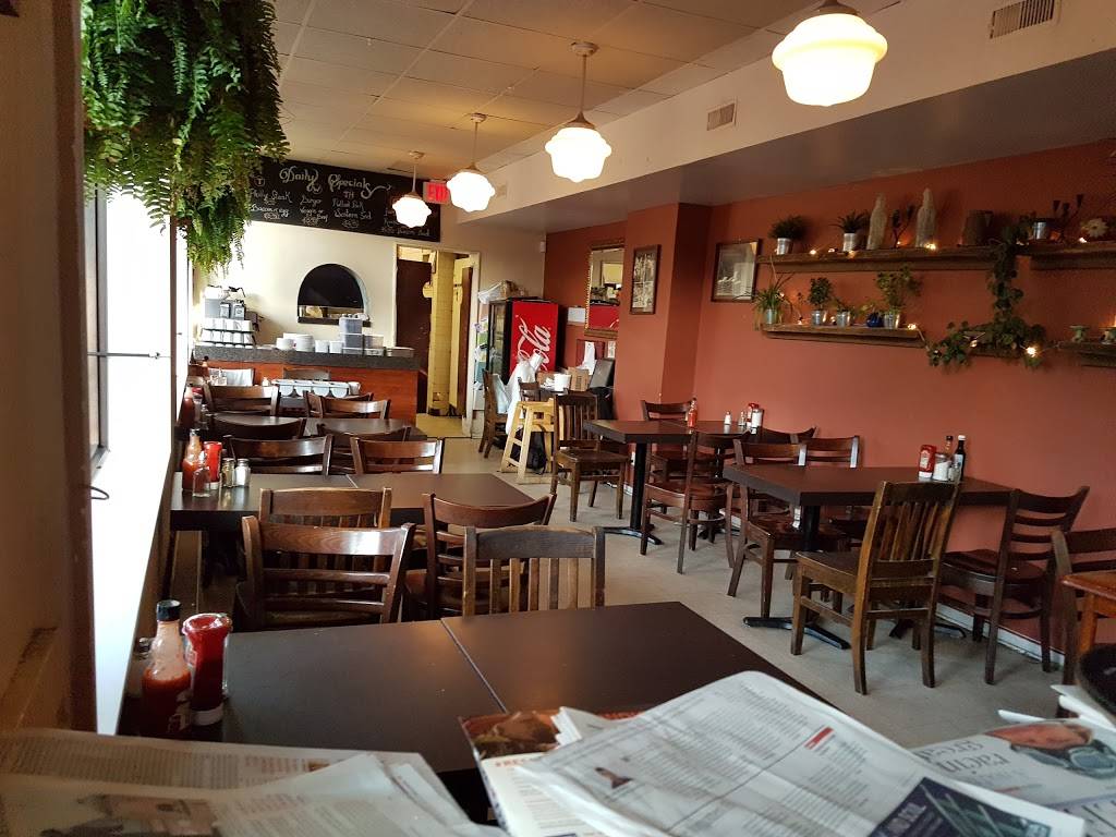 Kos Restaurant | restaurant | 61 Bellevue Ave, Toronto, ON M5T 1M7, Canada | 4165976912 OR +1 416-597-6912