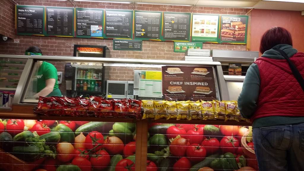 Subway | restaurant | 2238 South Smithville Road, Kettering, OH 45420, USA | 9372530321 OR +1 937-253-0321