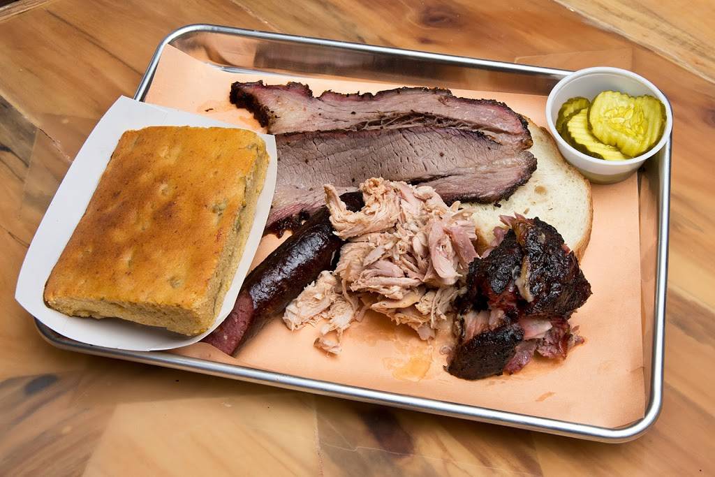 Falcon Eddys Barbeque | restaurant | 825 Church St, Evanston, IL 60201, USA | 8478596991 OR +1 847-859-6991