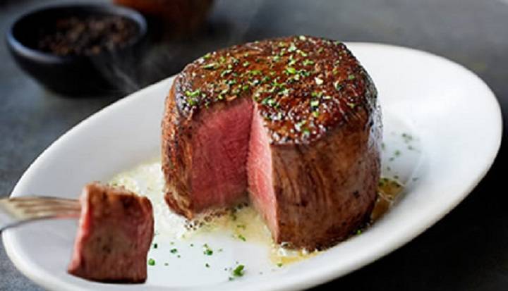 Ruths Chris Steak House | restaurant | 2231 Crystal Dr 11th Floor, Arlington, VA 22202, USA | 7039797275 OR +1 703-979-7275