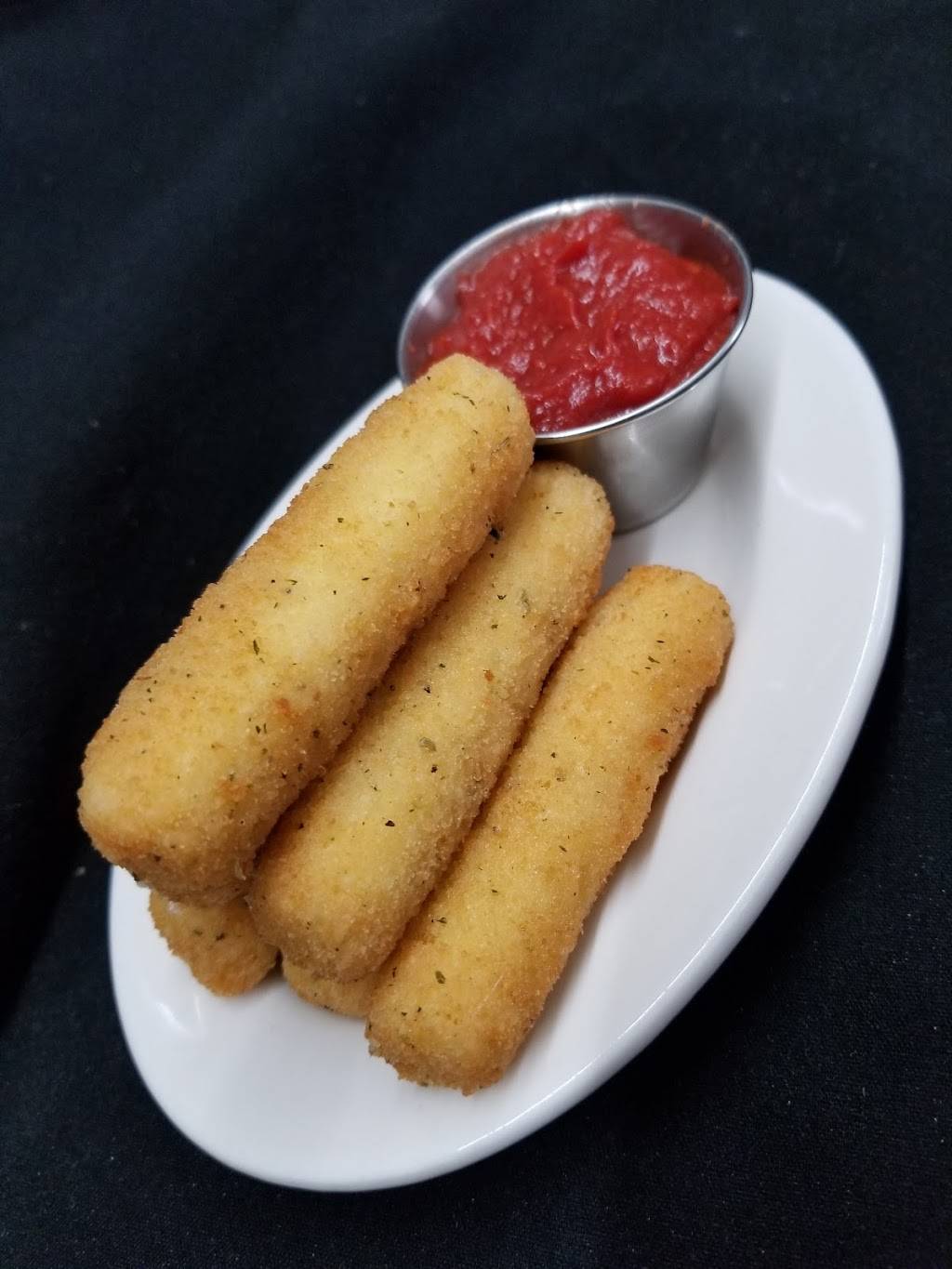 Hot Spot Bar & Grill | restaurant | 5416 E Main St, Dubois, IN 47527, USA | 8126782772 OR +1 812-678-2772