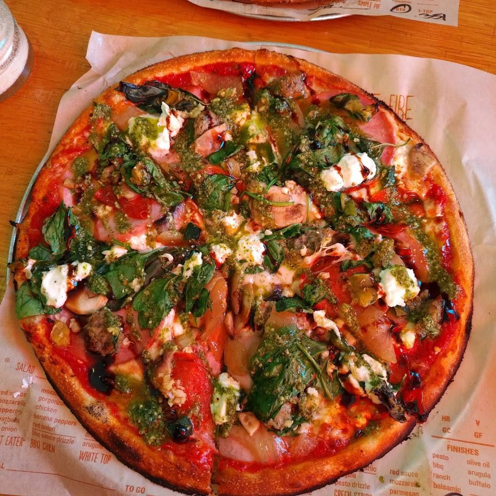 Blaze Pizza | meal takeaway | 6550 N Sheridan Rd, Chicago, IL 60626, USA | 7735361398 OR +1 773-536-1398