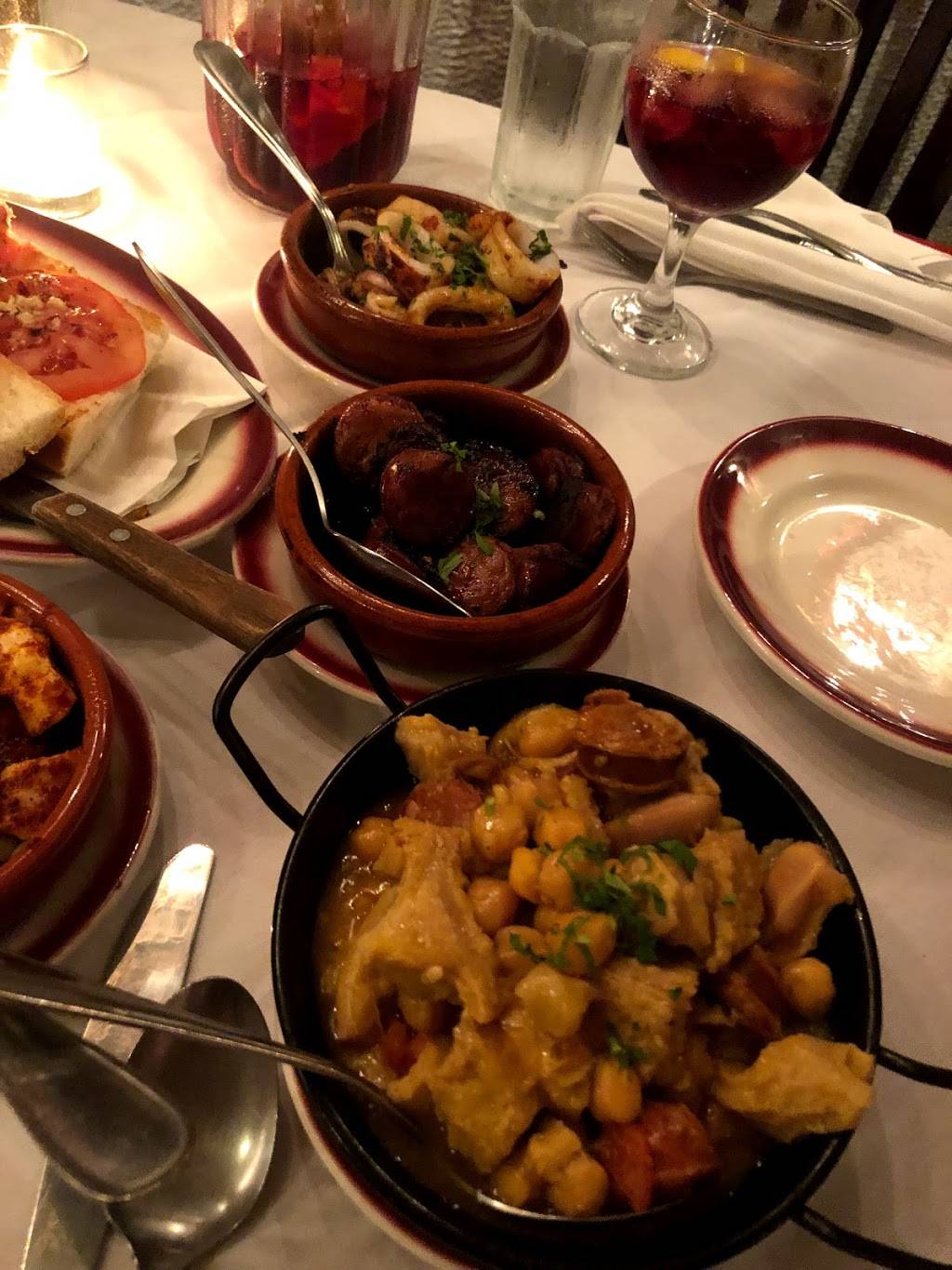 Café Riazor | restaurant | 245 W 16th St, New York, NY 10011, USA | 2127272132 OR +1 212-727-2132