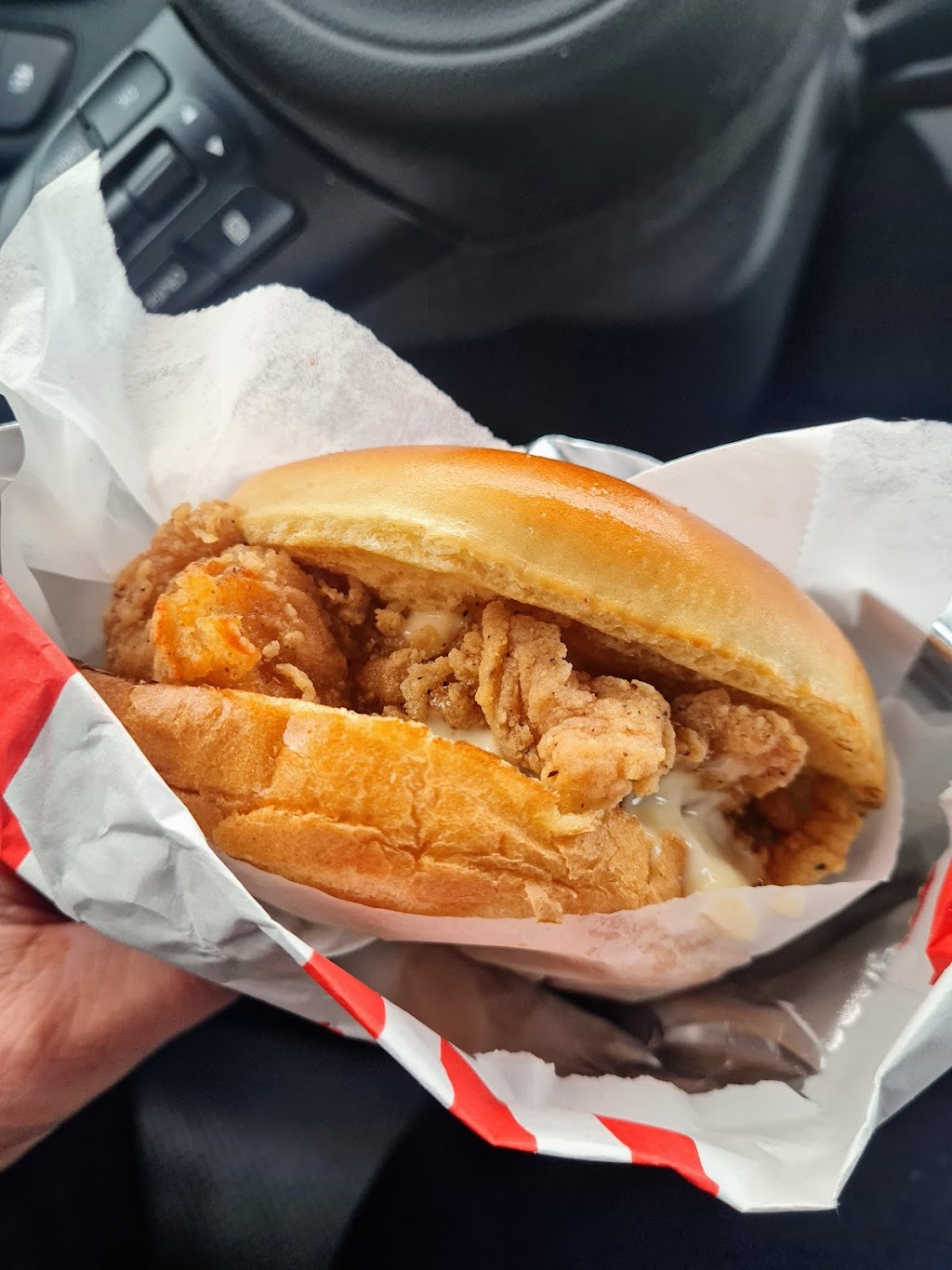 KFC | restaurant | 2865 I-75 Business Spur, Sault Ste. Marie, MI 49783, USA | 9063792221 OR +1 906-379-2221