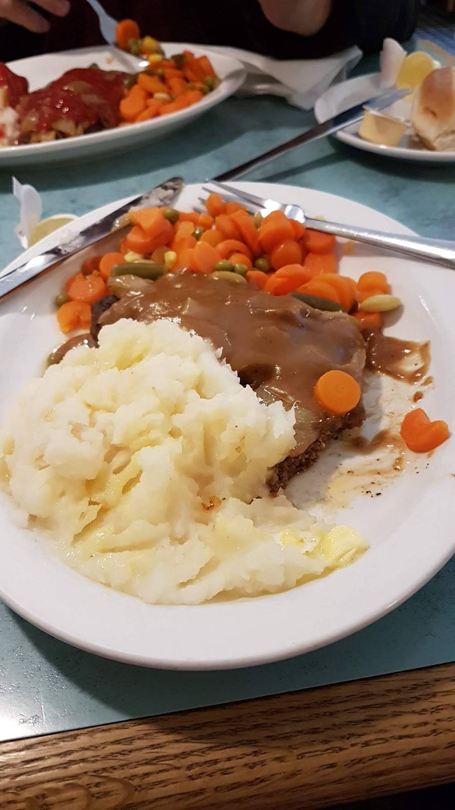 Coreys Restaurant | restaurant | 10 Brock St E, Tillsonburg, ON N4G 1Z5, Canada | 5198427839 OR +1 519-842-7839