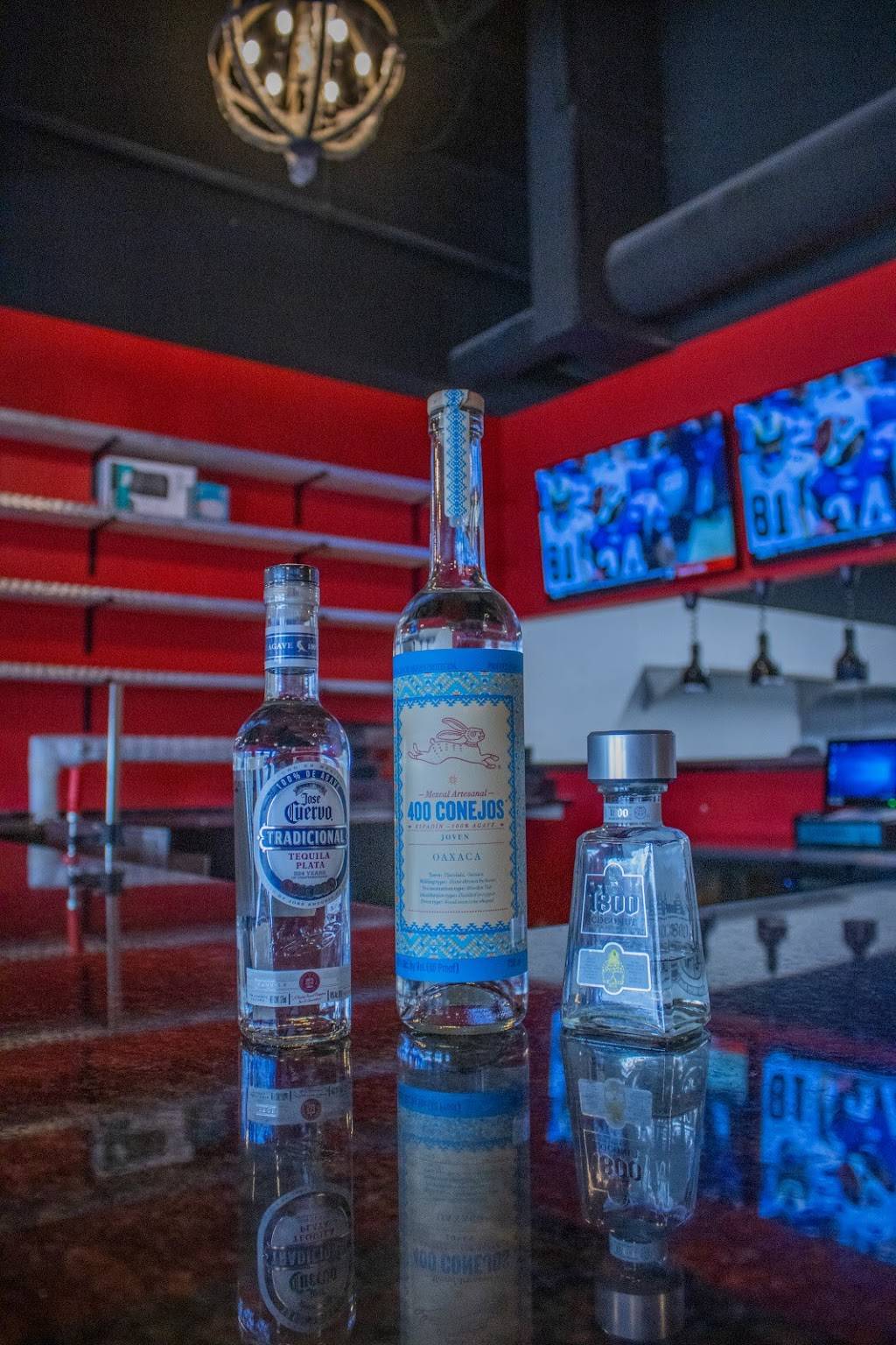 One Taco Dos Tequilas | restaurant | 274 E Devon Ave, Bartlett, IL 60103, USA | 6308556949 OR +1 630-855-6949