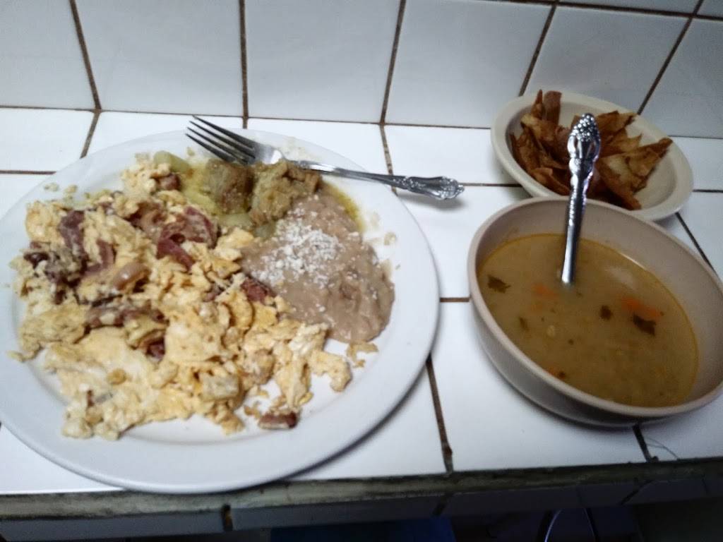 LONCHERIA D MORAN | restaurant | Calle N 13035, Aeropuerto, 22404 Tijuana, B.C., Mexico | 016646826660 OR +52 664 682 6660