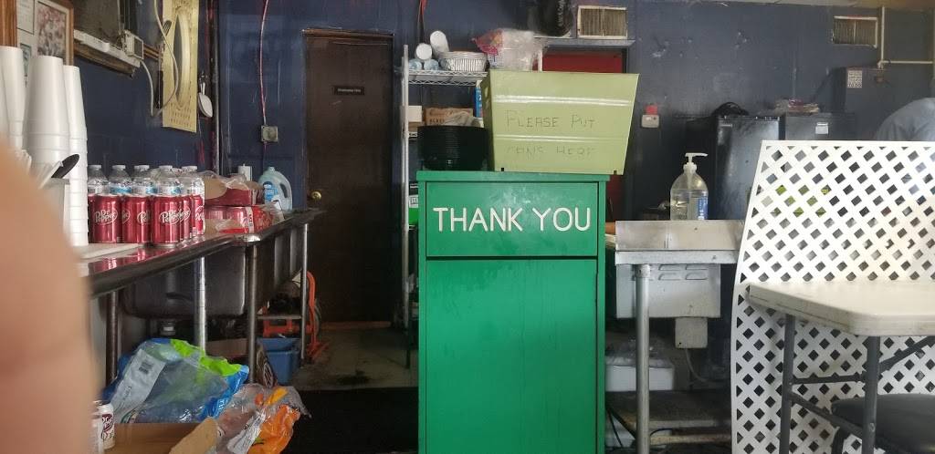 Busters Burger Joint | restaurant | 1202 E MacArthur Rd, Wichita, KS 67216, USA | 3165247800 OR +1 316-524-7800