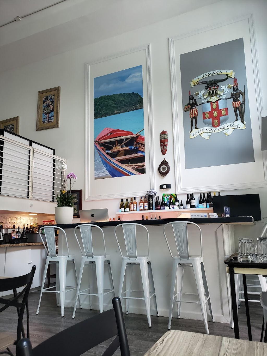 FIWE Caribbean Cuisine | restaurant | 410 Evernia St Unit 108, West Palm Beach, FL 33401, USA | 5612482065 OR +1 561-248-2065