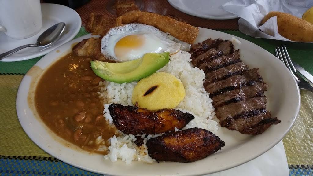 La Finca Restaurant Corporation | restaurant | 170 Broadway, Hicksville, NY 11801, USA | 5169350951 OR +1 516-935-0951