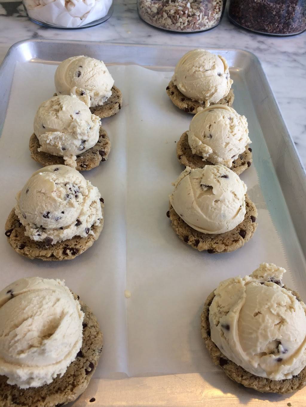 Mr. Dewies Emeryville | restaurant | 5959 Shellmound St, Emeryville, CA 94608, USA | 5103508171 OR +1 510-350-8171