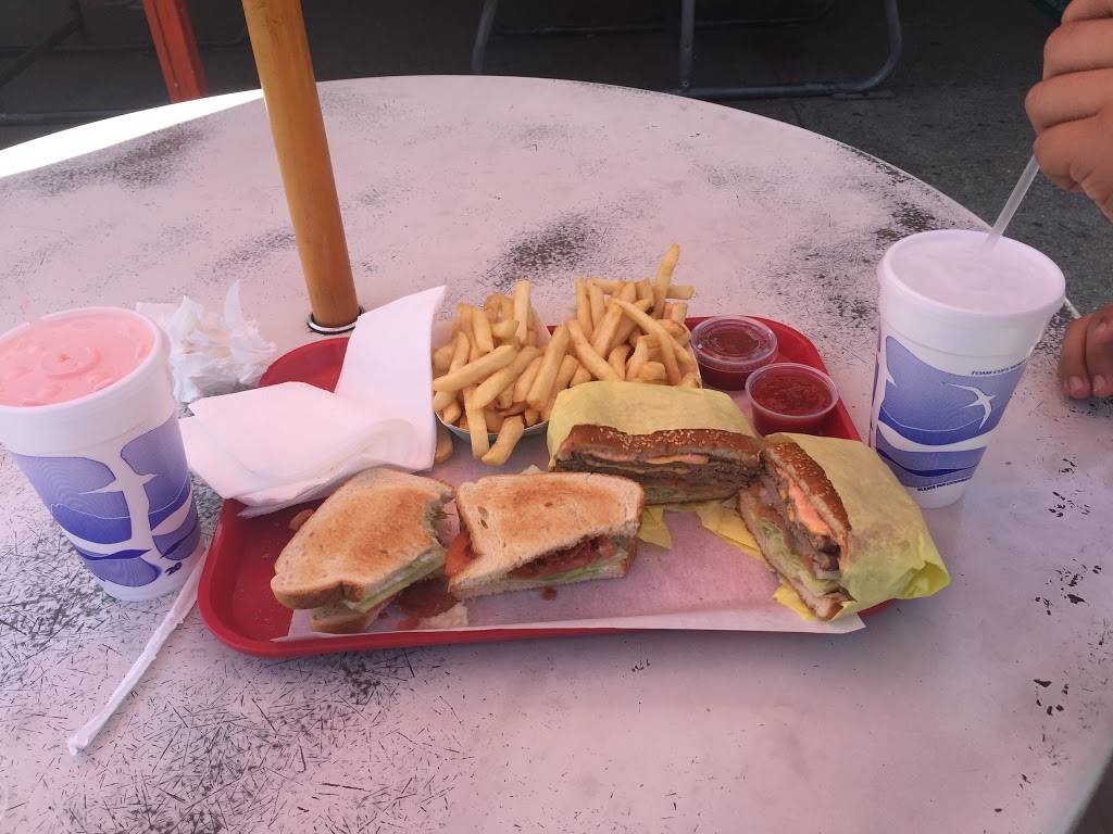 K & F Burgers | restaurant | 560 E Holt Ave, Pomona, CA 91767, USA | 9096231313 OR +1 909-623-1313
