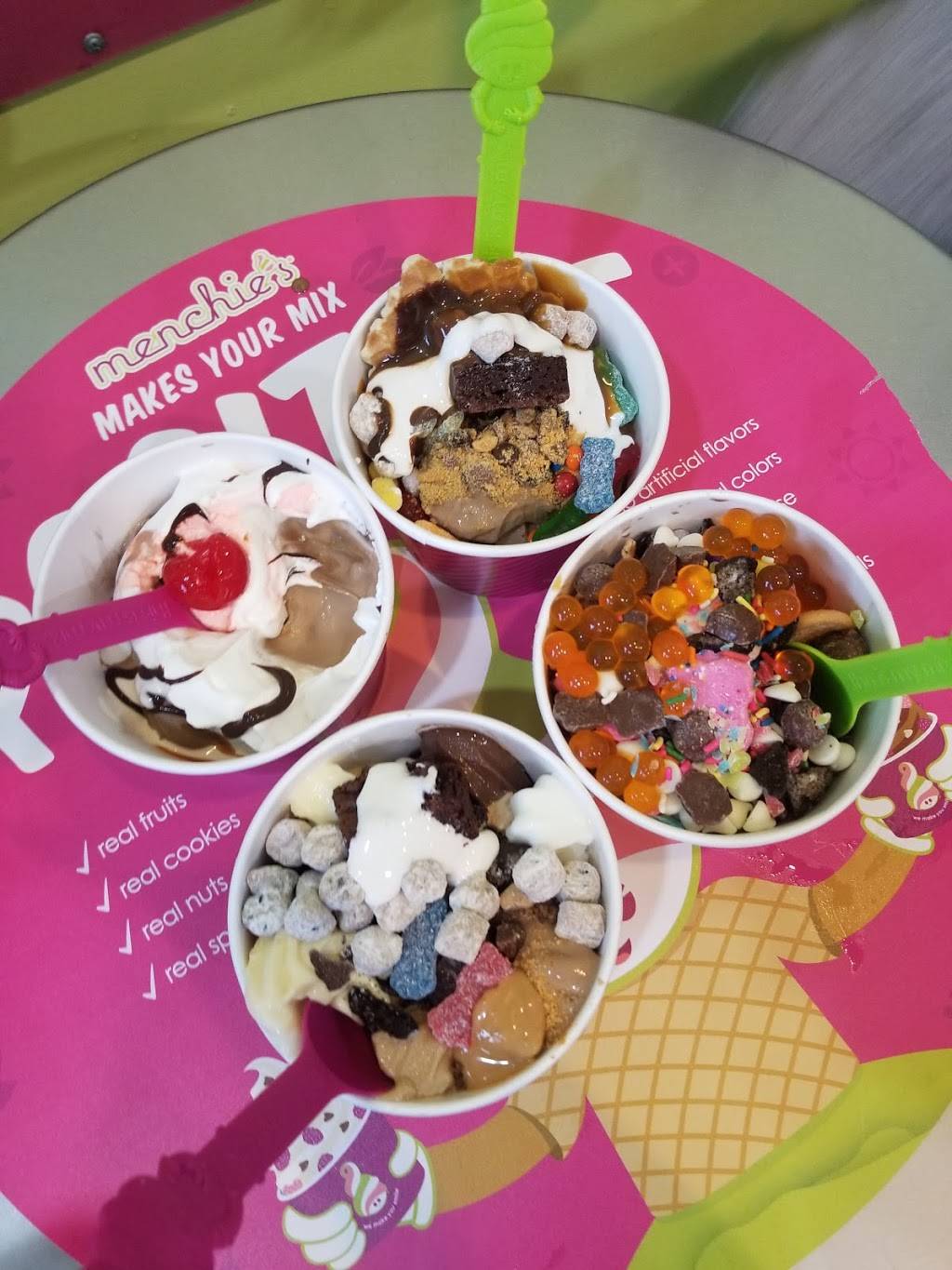 Menchies Frozen Yogurt | bakery | 2902 164th St SW Bldg B, Lynnwood, WA 98087, USA | 4257429872 OR +1 425-742-9872