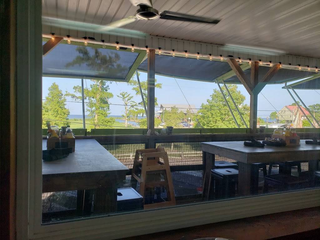 Becs at the Lake Restaurant and Catering | restaurant | 105 Gary Rd, Laplace, LA 70068, USA | 9852248172 OR +1 985-224-8172