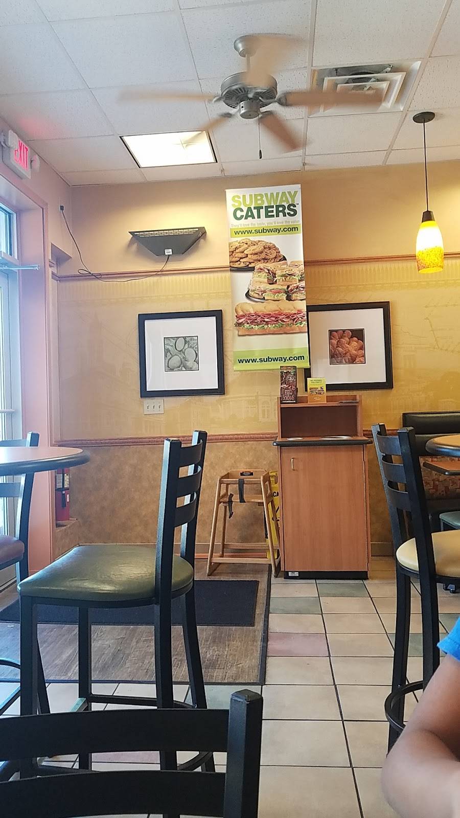Subway | restaurant | 1901 Hamilton St, Allentown, PA 18104, USA | 6103516645 OR +1 610-351-6645