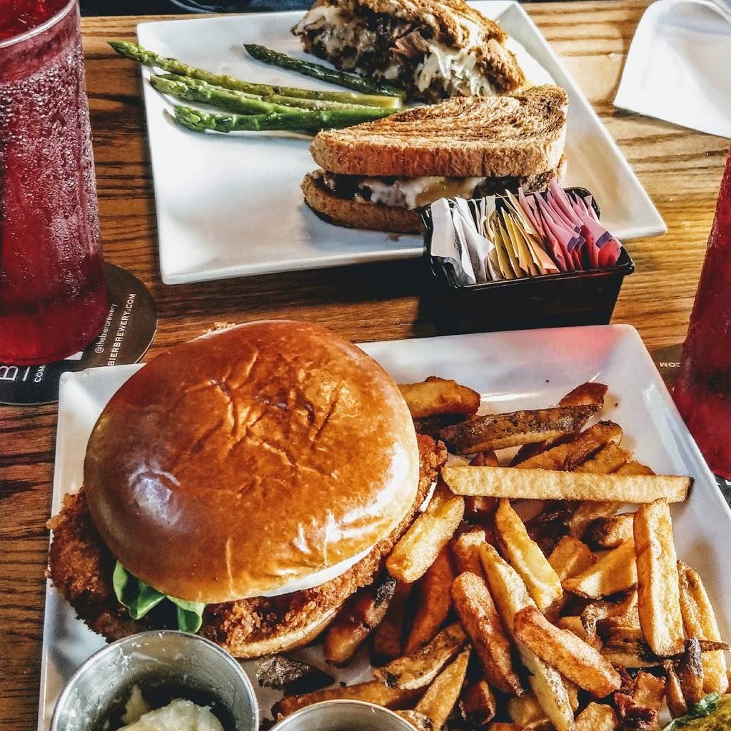 Flatwater | restaurant | 832 E Westfield Blvd, Indianapolis, IN 46220, USA | 3172575466 OR +1 317-257-5466