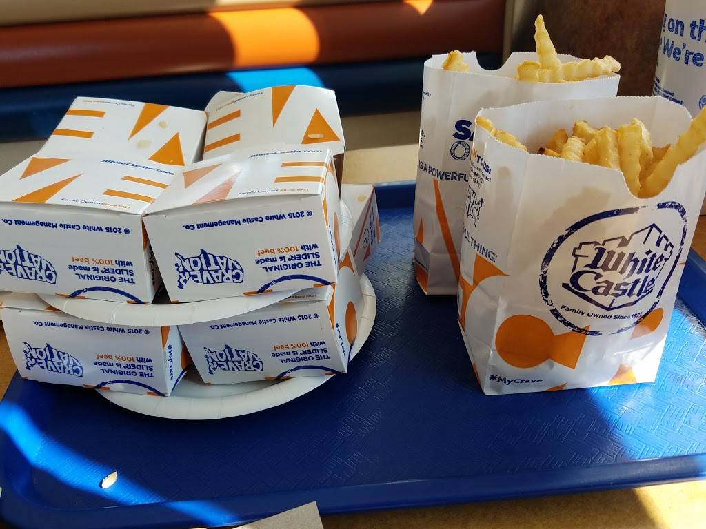 White Castle | restaurant | 8801 W Market Square Dr, Daleville, IN 47334, USA | 7653781179 OR +1 765-378-1179