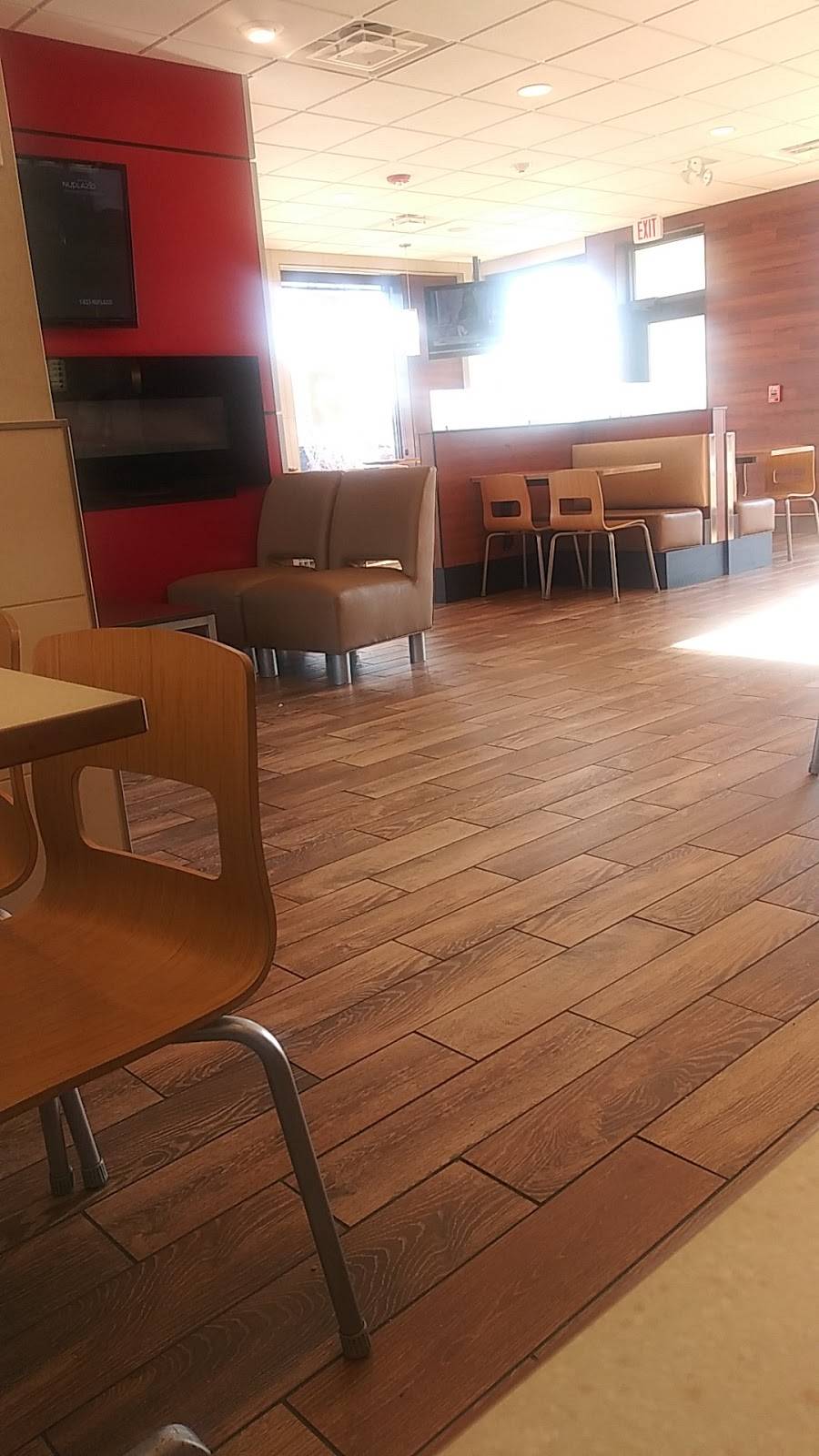 Wendys | restaurant | 505 N Cunningham Ave, Urbana, IL 61802, USA | 2173442899 OR +1 217-344-2899