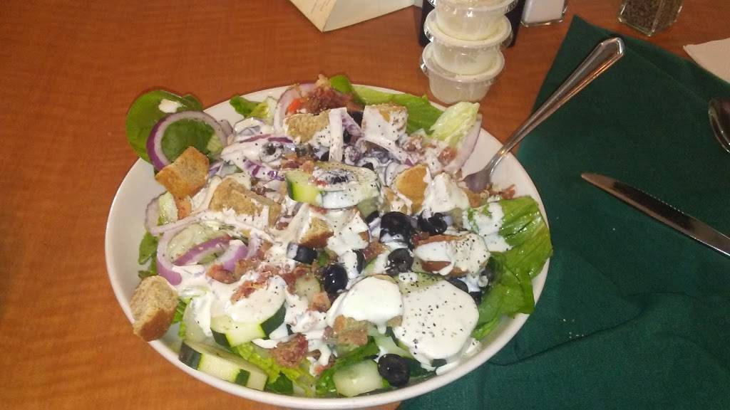 Lubys | restaurant | 5335 Gulf Fwy, Houston, TX 77023, USA | 7139282221 OR +1 713-928-2221