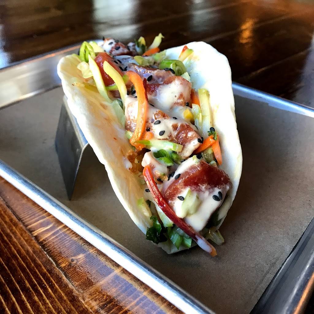 Federal Bar Lakeland | restaurant | 124 S Tennessee Ave, Lakeland, FL 33801, USA | 8638163968 OR +1 863-816-3968