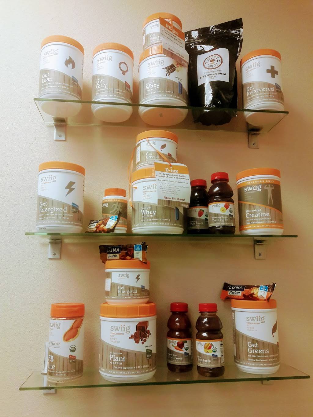 CC Wellness | restaurant | 3801 N Capital Of Texas Hwy Ste D #200, Inside of Salon By JC, Austin, TX 78746, USA | 5128259978 OR +1 512-825-9978