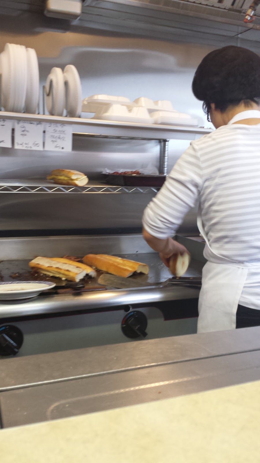 Joes Luncheonette | restaurant | 3600 N Randolph St, Philadelphia, PA 19140, USA | 2152239253 OR +1 215-223-9253