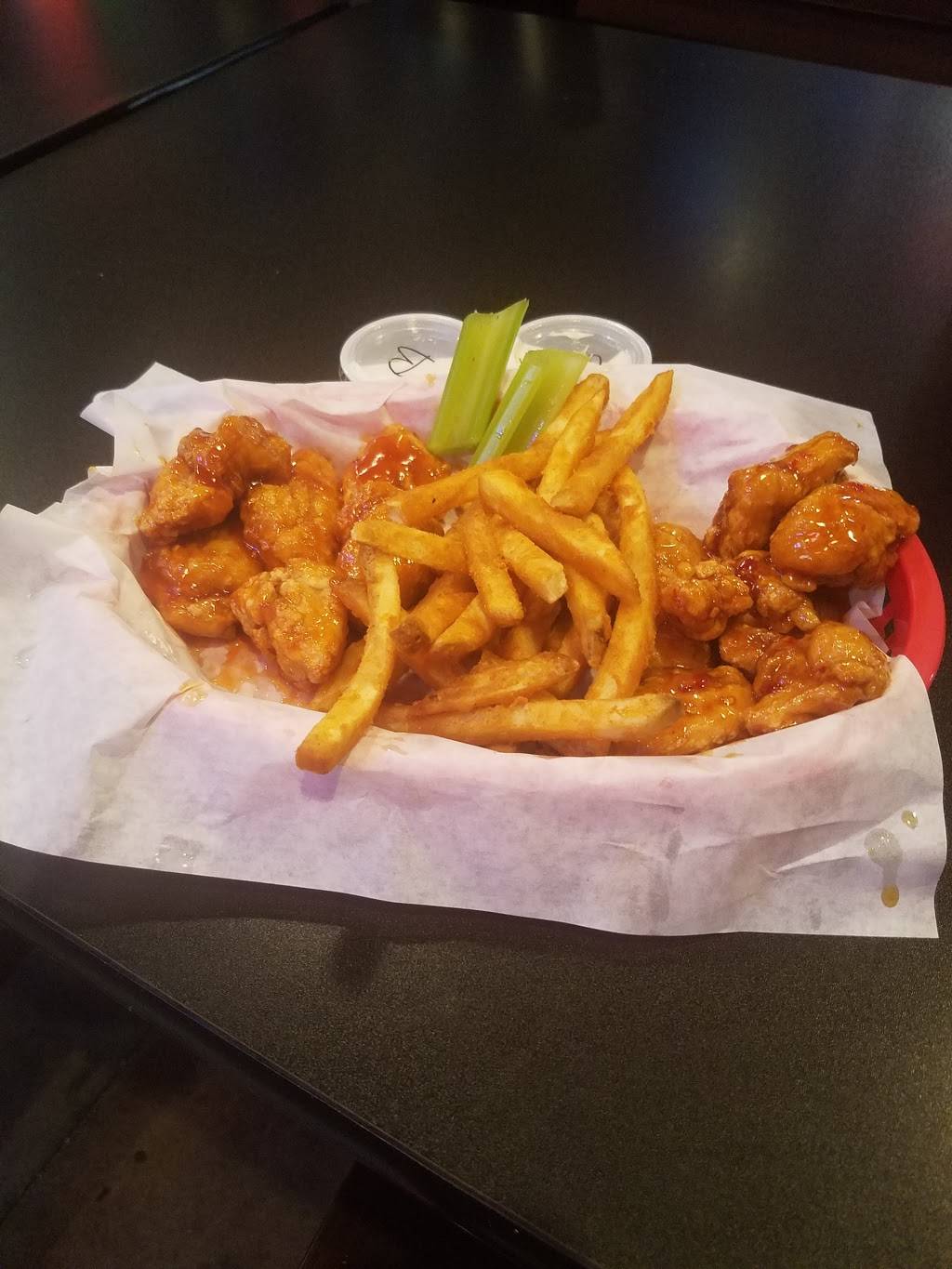 Wicked Wings, Kyle, TX | restaurant | 5401 Farm to Market 1626 #305, Kyle, TX 78640, USA | 5122627957 OR +1 512-262-7957