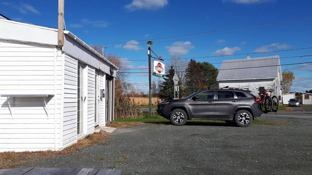 Sergio Pizzeria | restaurant | 1080 Route Principale, Sainte-Anne-du-Sault, QC G0Z 1C0, Canada | 8193674040 OR +1 819-367-4040