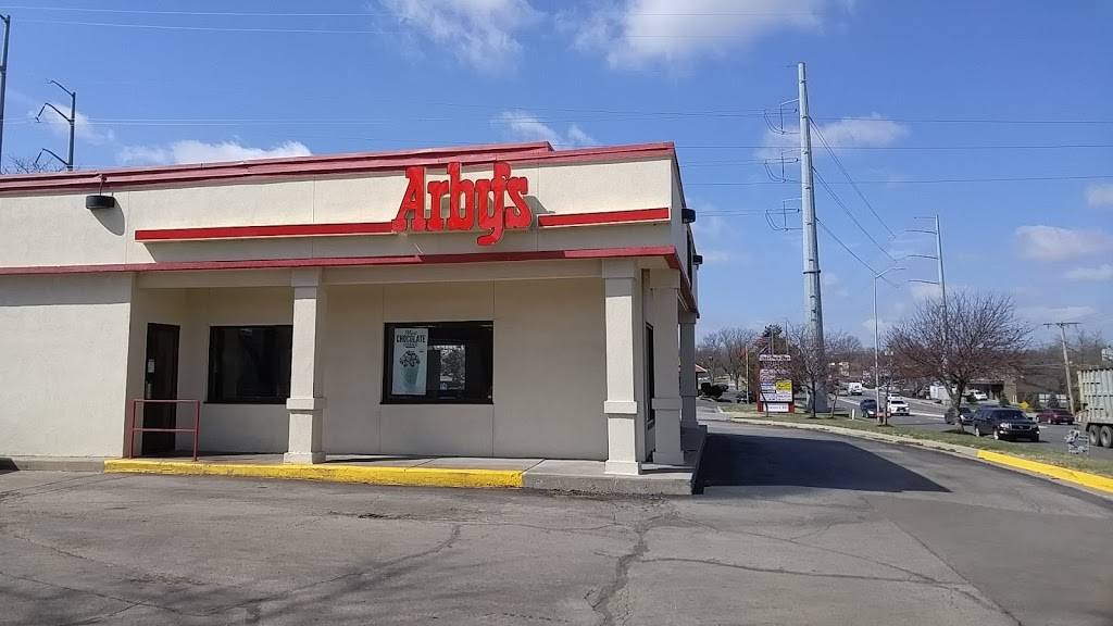 Arbys | meal takeaway | 9525 Santa Fe Dr, Overland Park, KS 66212, USA | 9133831700 OR +1 913-383-1700