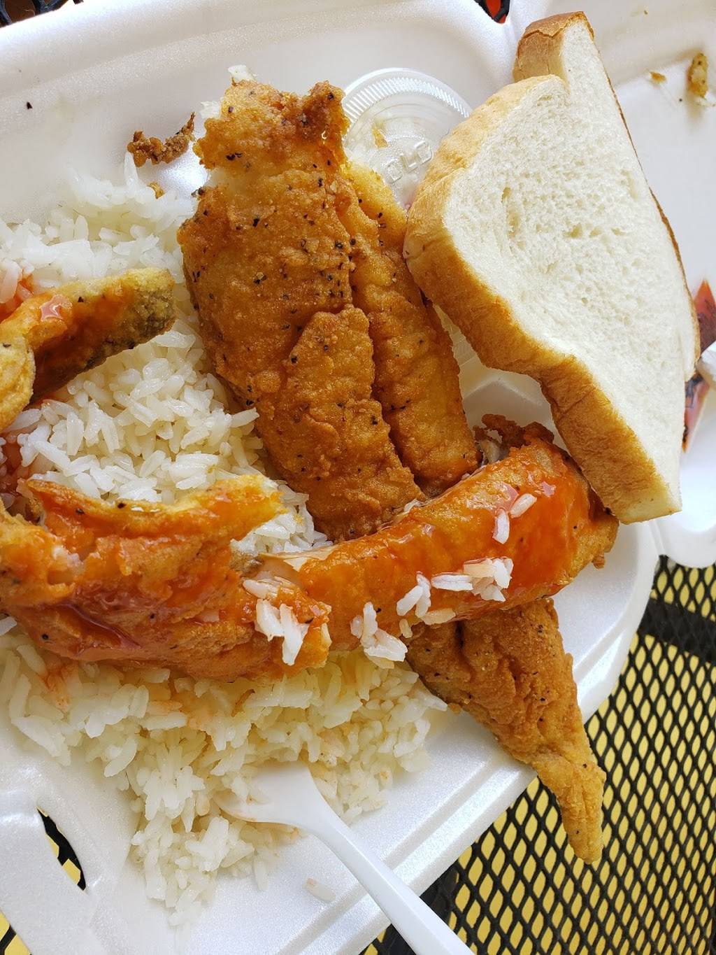 Shelleys Seafood | restaurant | 1515 3rd Ave, Conway, SC 29526, USA | 8432482640 OR +1 843-248-2640