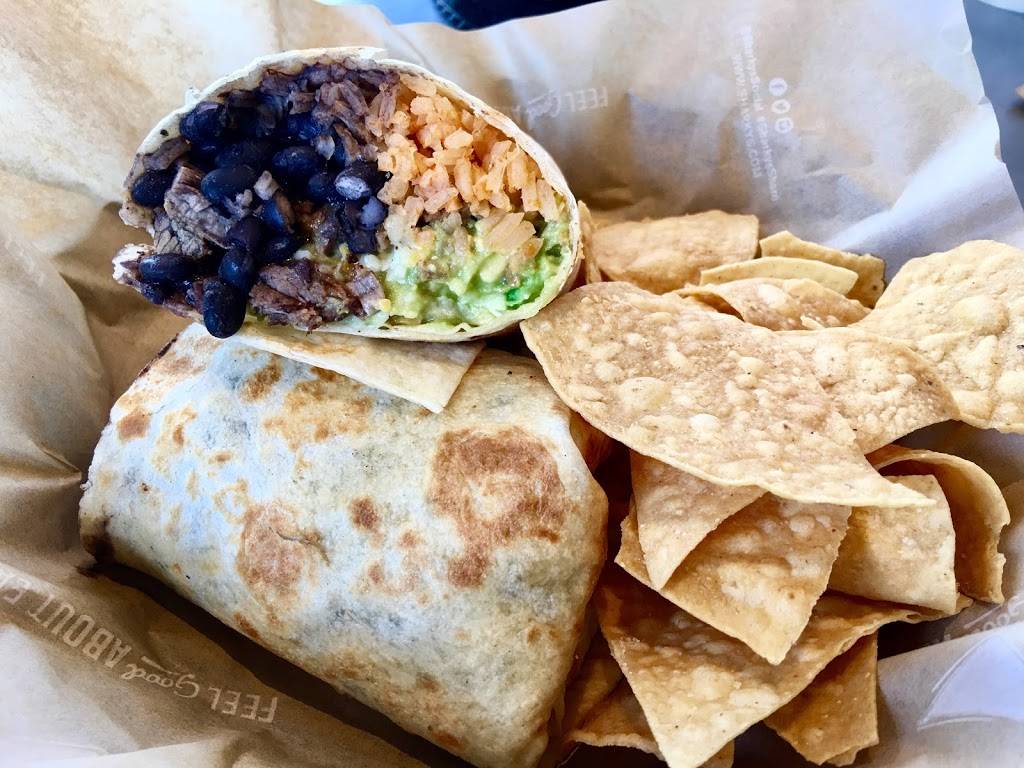 Sharkys Modern Mexican Kitchen | restaurant | 5070 Blue Diamond Rd, Las Vegas, NV 89139, USA | 7027780811 OR +1 702-778-0811