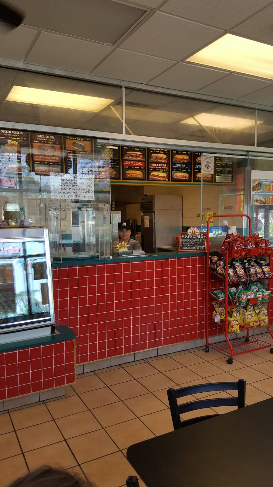 Mr. Submarine | meal takeaway | 2900 W 63rd St, Chicago, IL 60629, USA | 7733062658 OR +1 773-306-2658