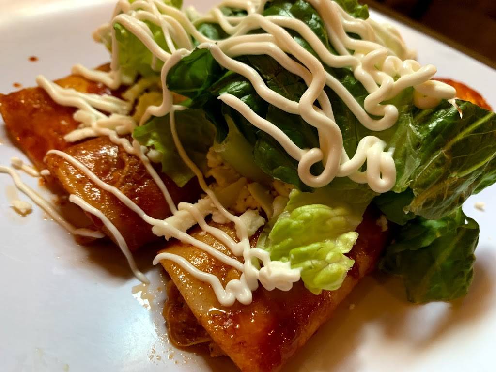 Magalys Tamales | restaurant | 134 N Maclay Ave, San Fernando, CA 91340, USA | 8188373524 OR +1 818-837-3524