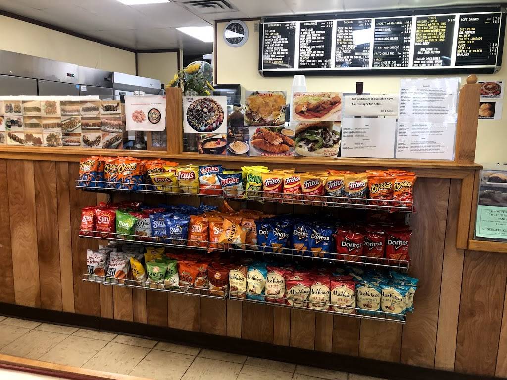 Bill & Ruths Sandwich and Sushi | restaurant | 3205 S Yale Ave, Tulsa, OK 74135, USA | 9187478333 OR +1 918-747-8333